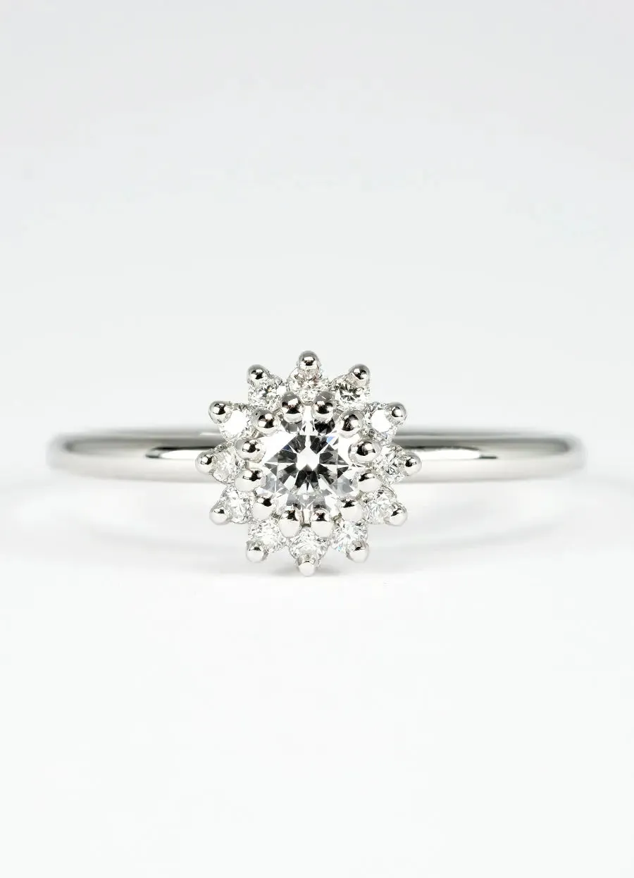 30pt Diamond & Platinum Flora Ring