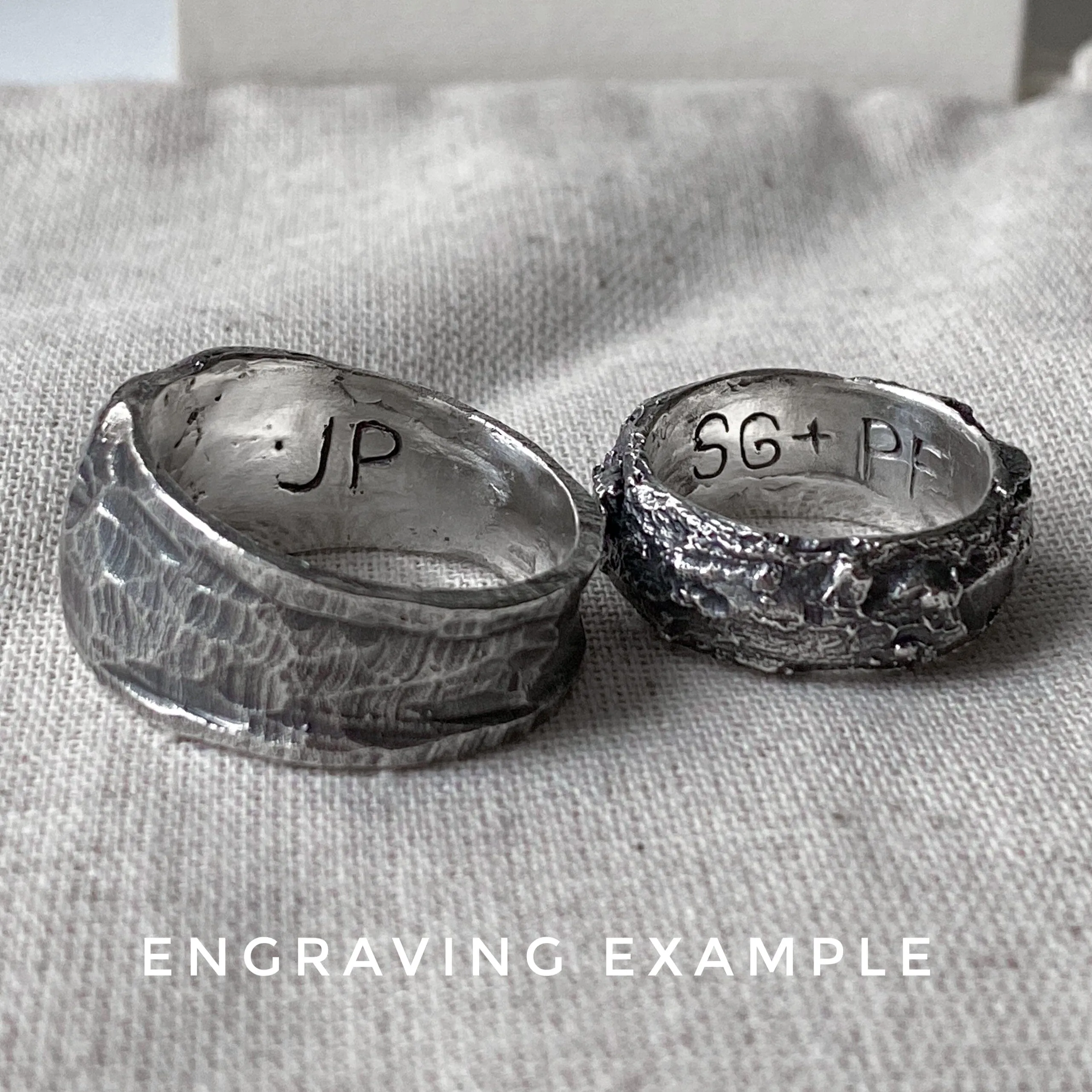 Chain ring- texture ring with volcanic oxidation