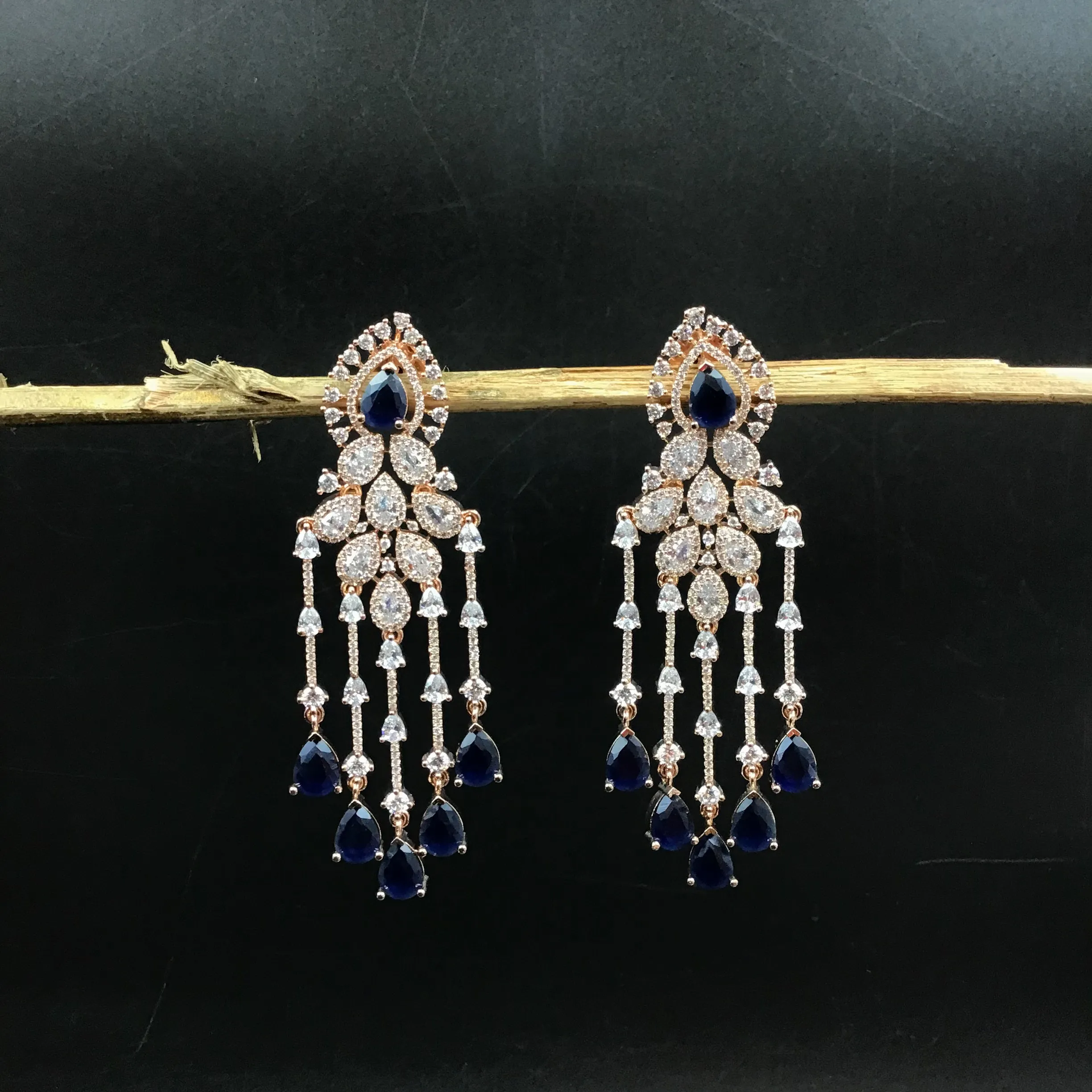 Danglers Zircon/AD Earring 6107