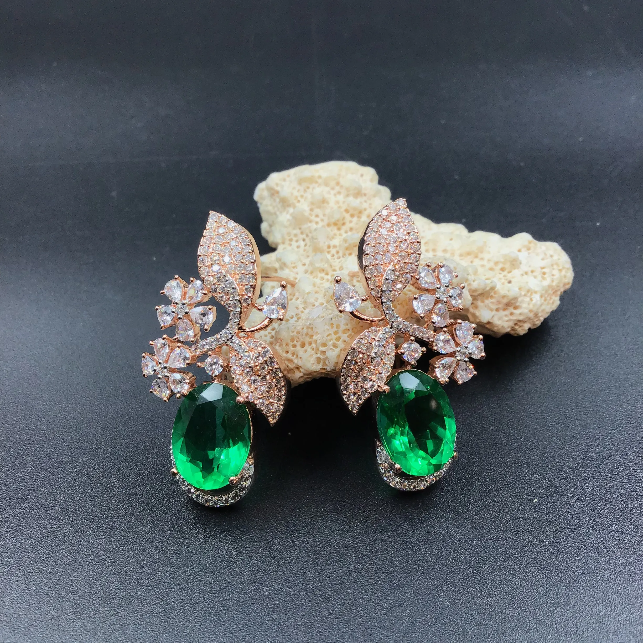 Green Zircon/AD Earring 18368-5550