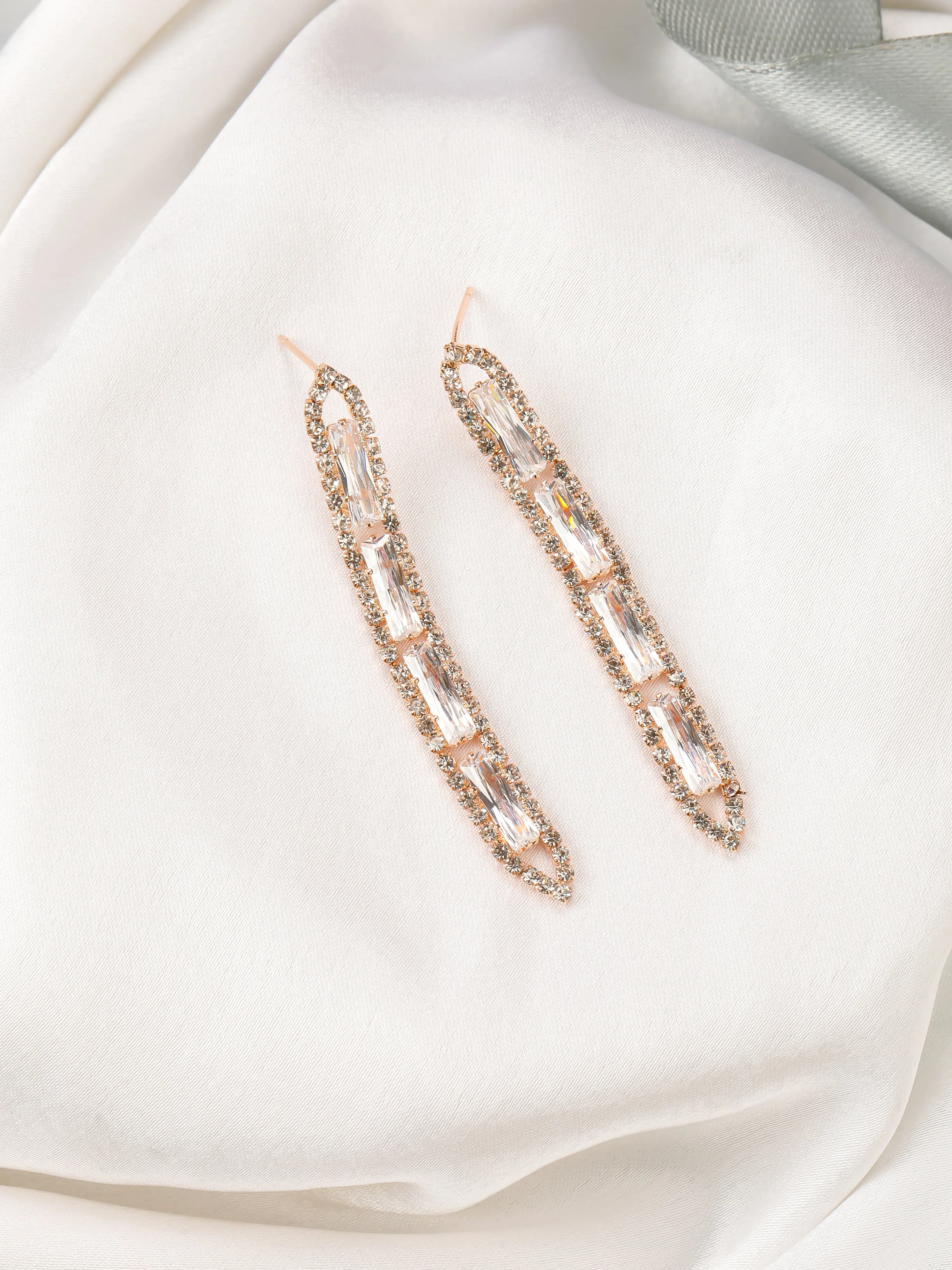 Ribbon Dangle Zircon Earrings