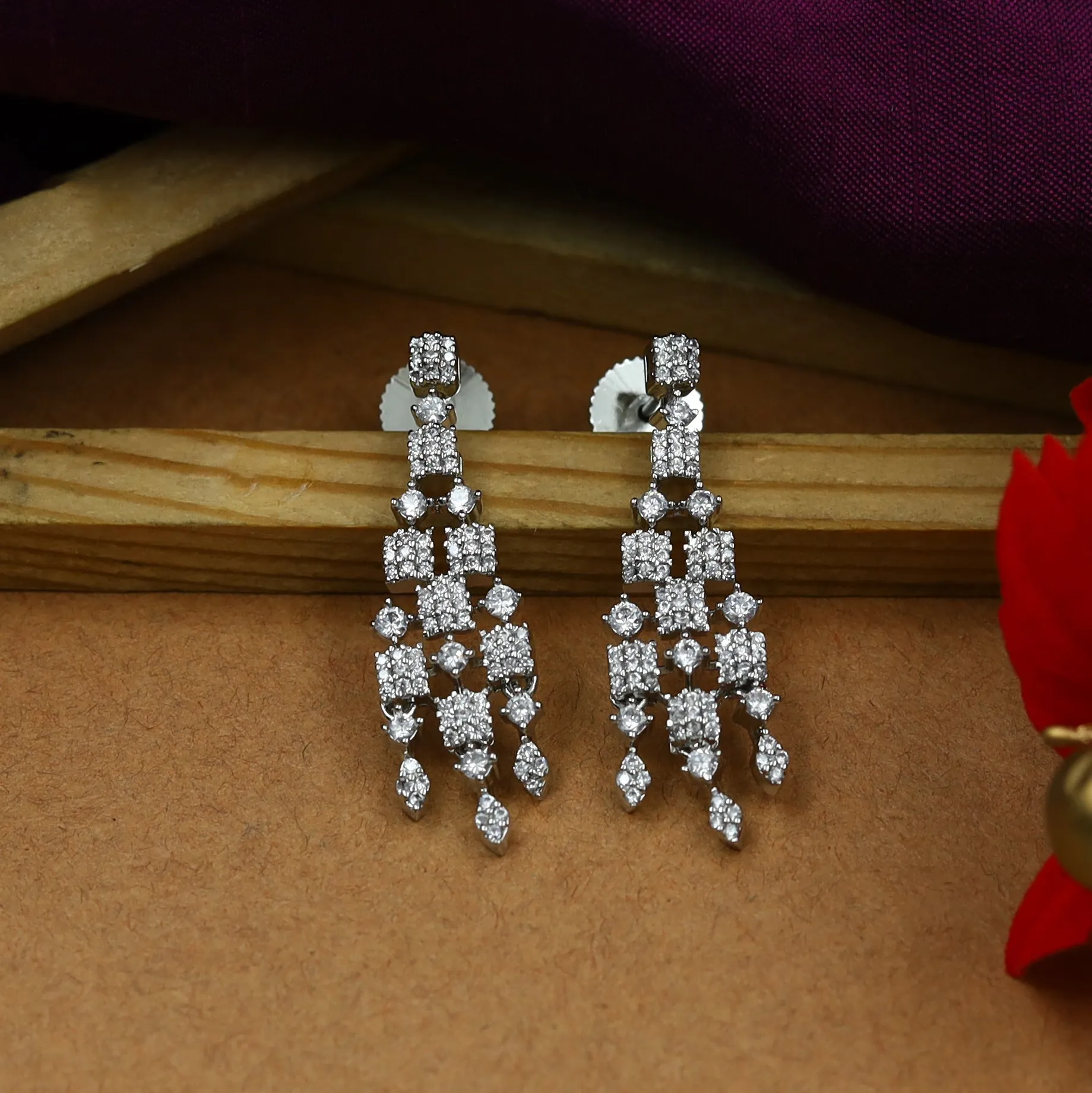 Round Neck Zircon/AD Necklace Set 15322-69