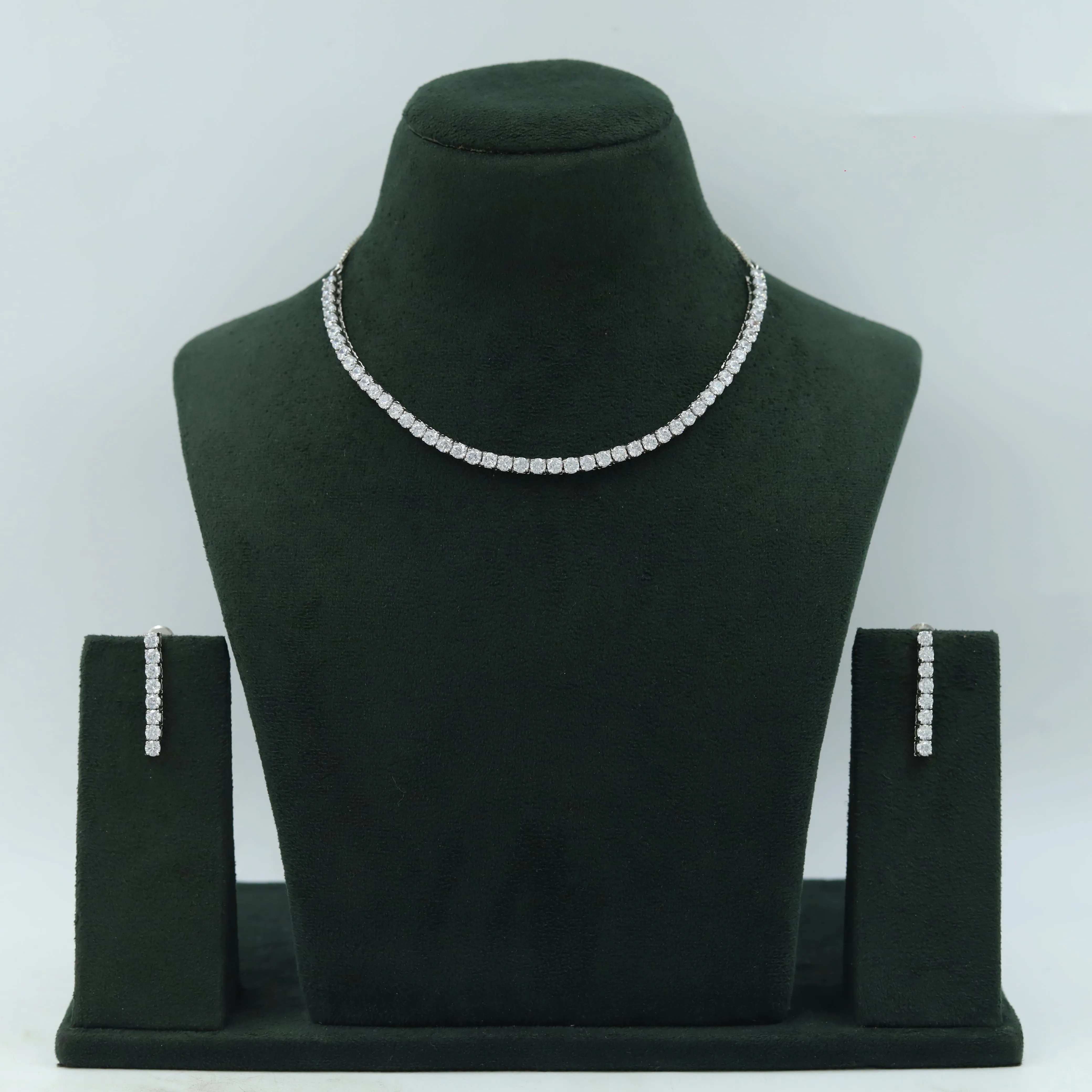Round Neck Zircon/AD Necklace Set 8582-08