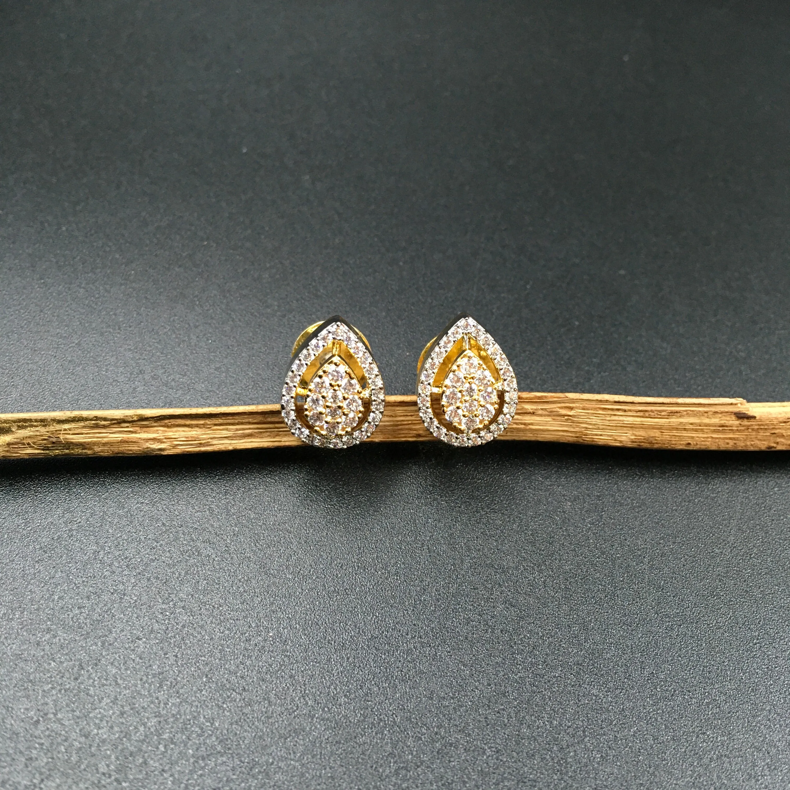 Tops/Studs Zircon/AD 3284-08