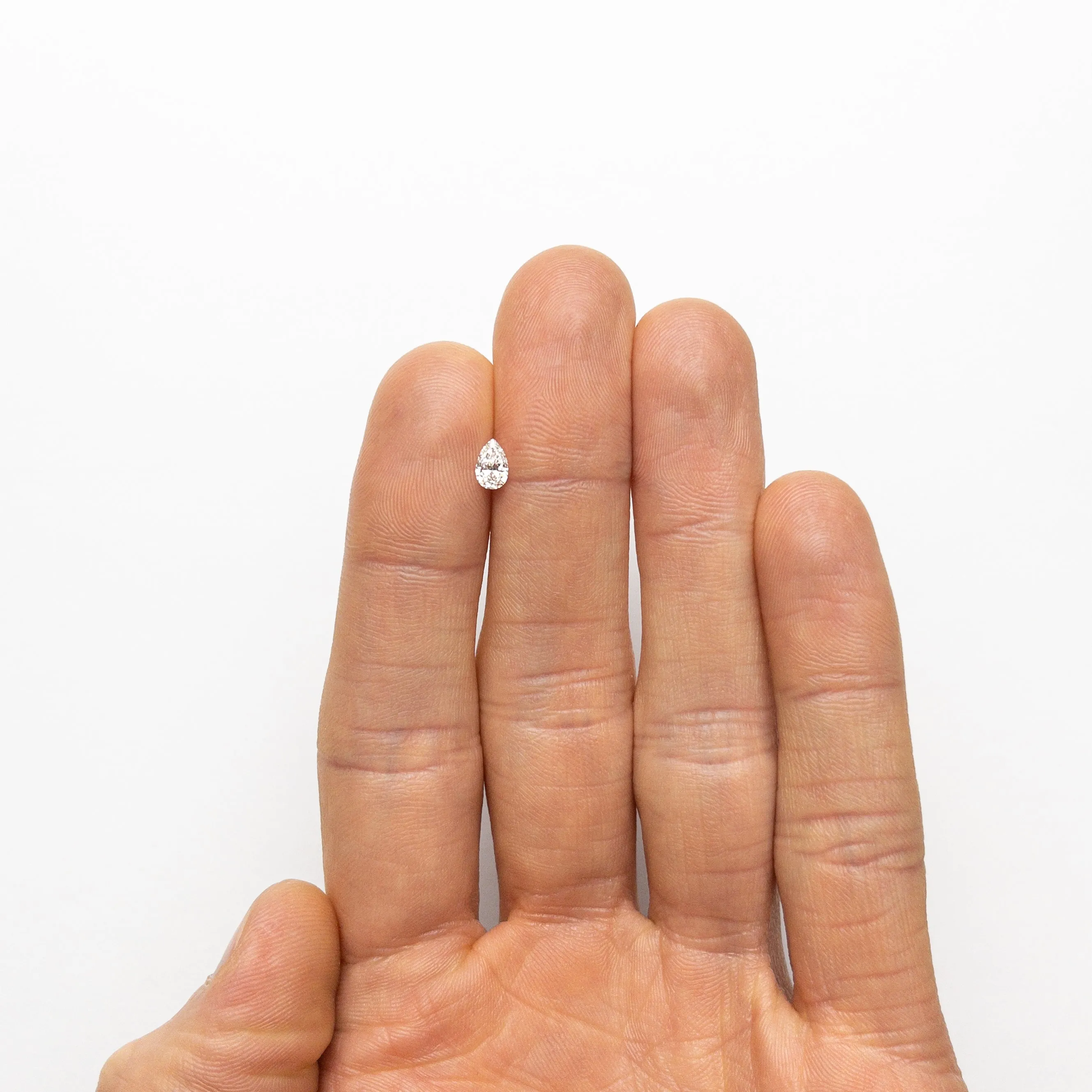 White Brilliant Diamond - 0.31ct Pear