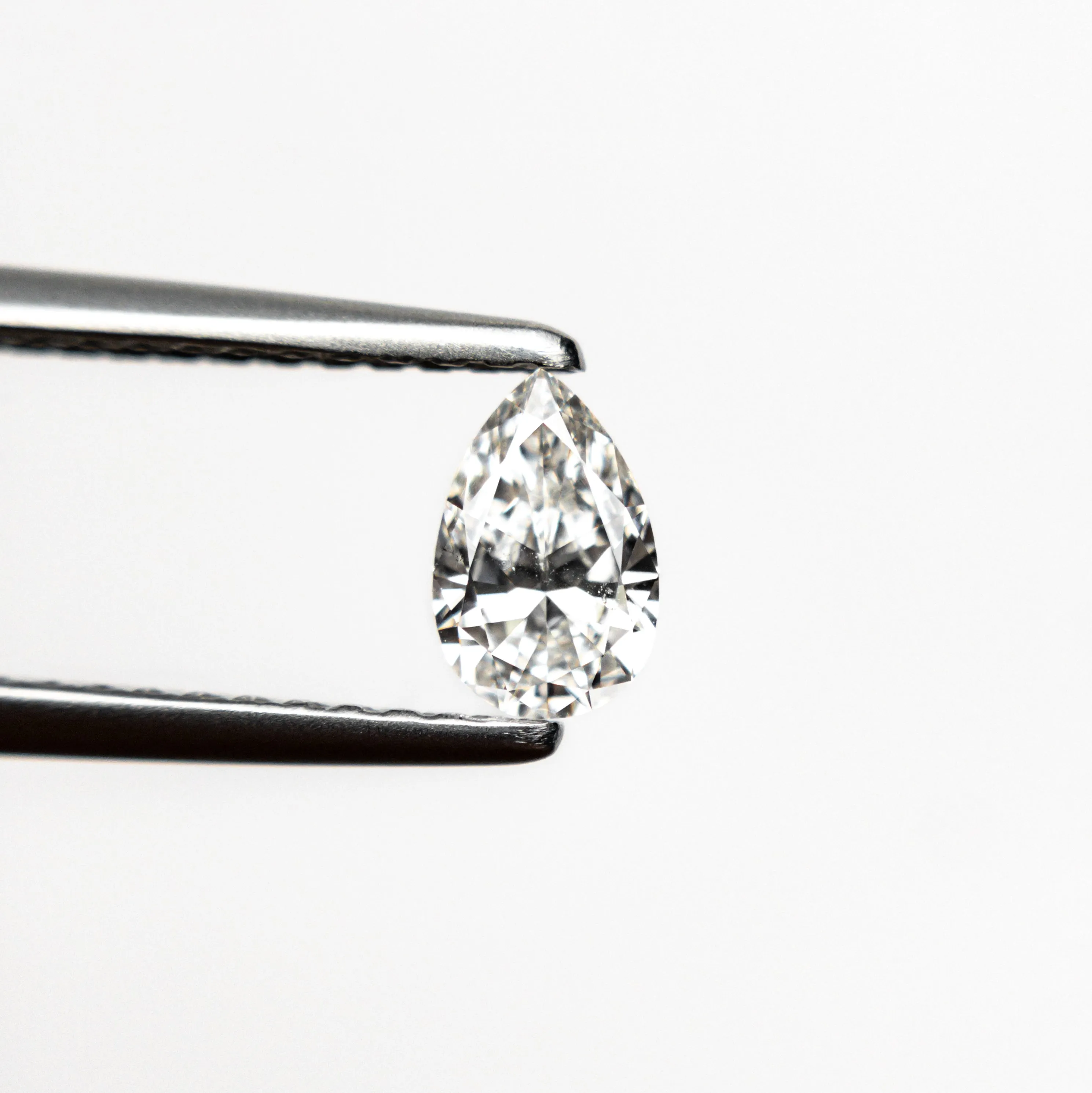 White Brilliant Diamond - 0.31ct Pear