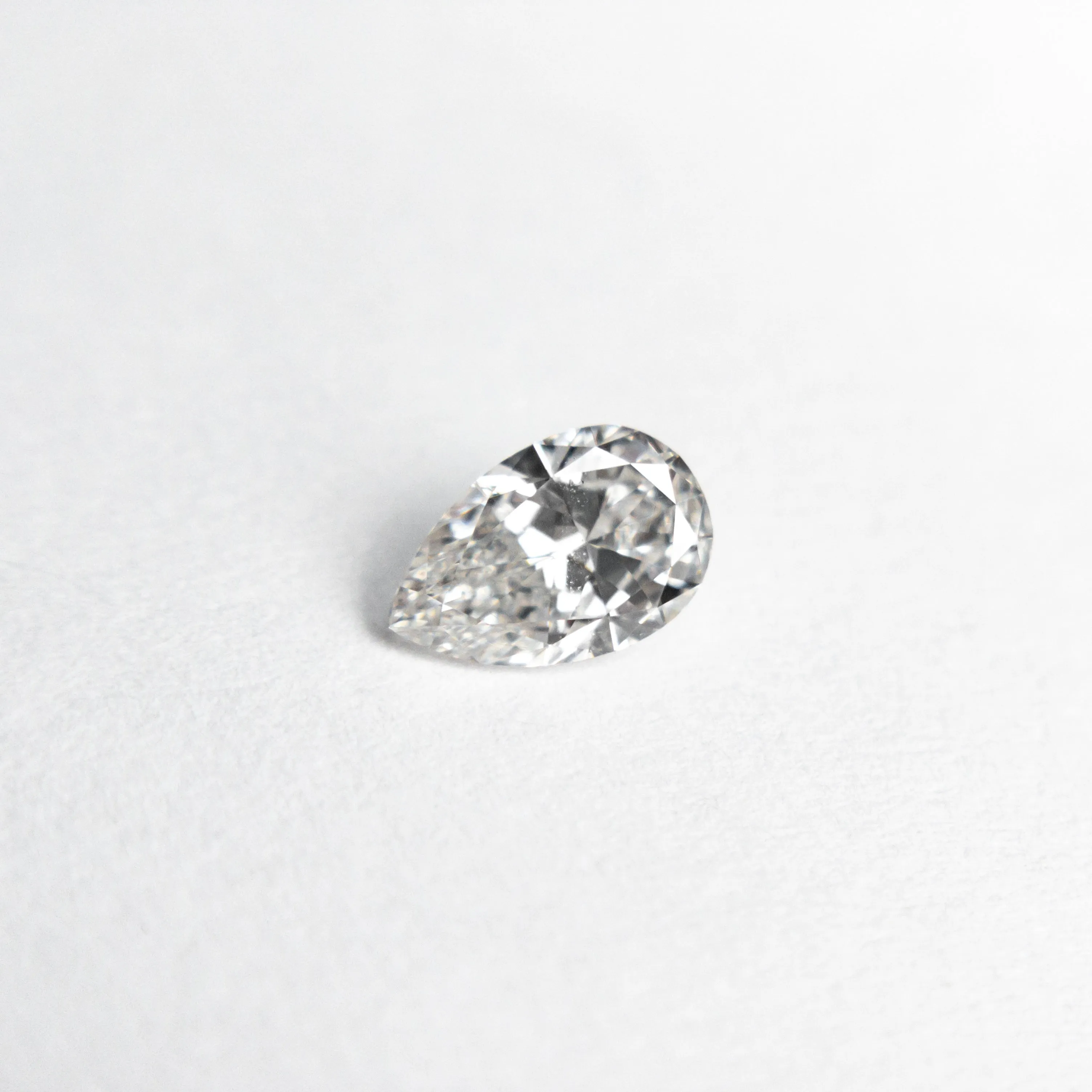 White Brilliant Diamond - 0.31ct Pear